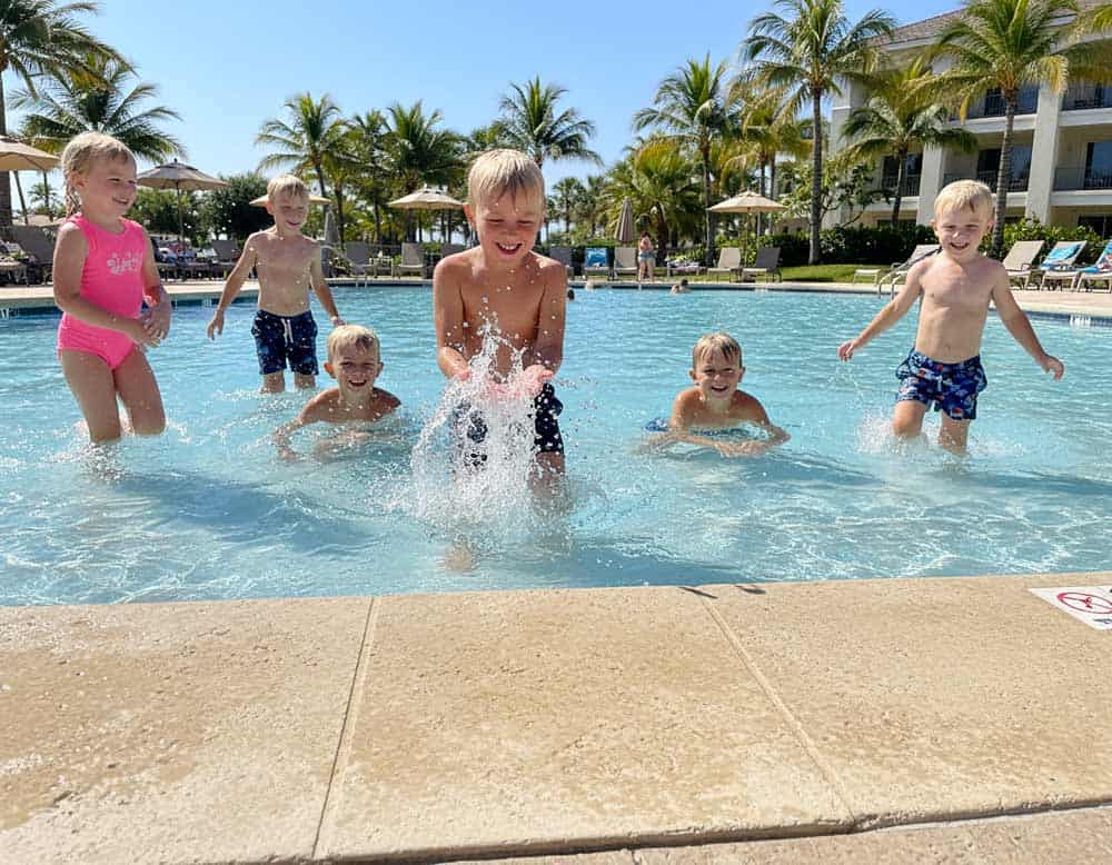 Spiele für Kinder im Wasser ohne Material Spiele für Kinder im Wasser ohne Material